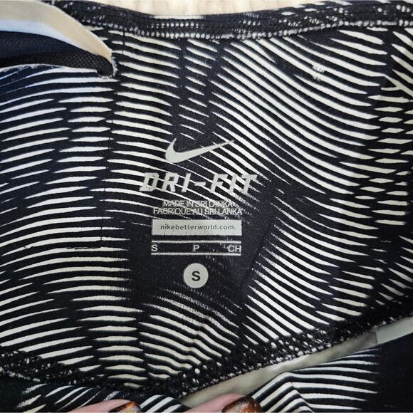 Nike Dri-Fit Leggings - Picture 4 of 7